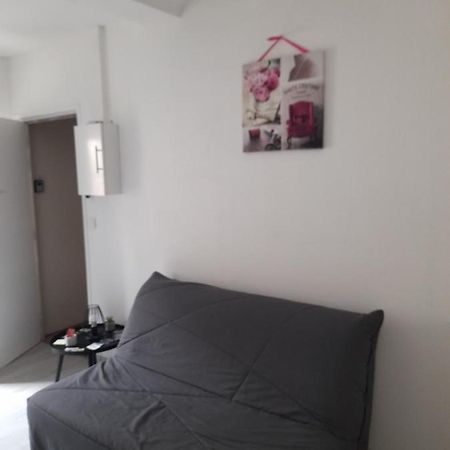 Promo Studio Wi-Fi A Courseulles-Sur-Mer Au 1Er Etage Zewnętrze zdjęcie