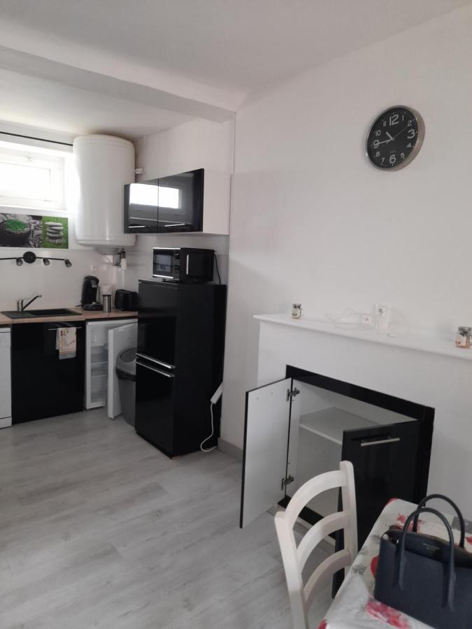 Promo Studio Wi-Fi A Courseulles-Sur-Mer Au 1Er Etage Zewnętrze zdjęcie
